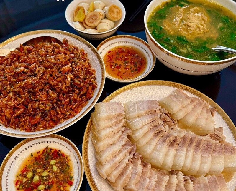 Danh sách 14 Mâm Cơm Mùa Hè