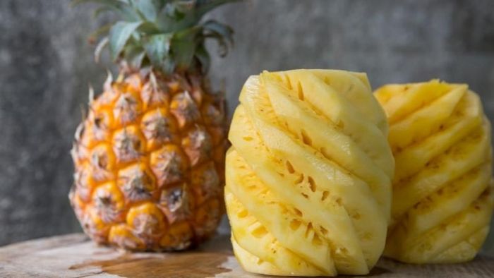 Kích thước và màu sắc